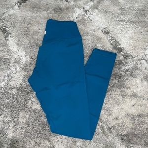 NWOT Buffbunny Rosa Leggings